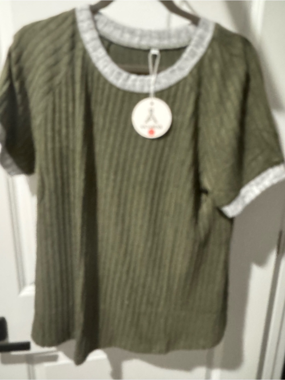 Olive Green Short-Sleeve Ribbed Womens  Sweater with Contrast Trim